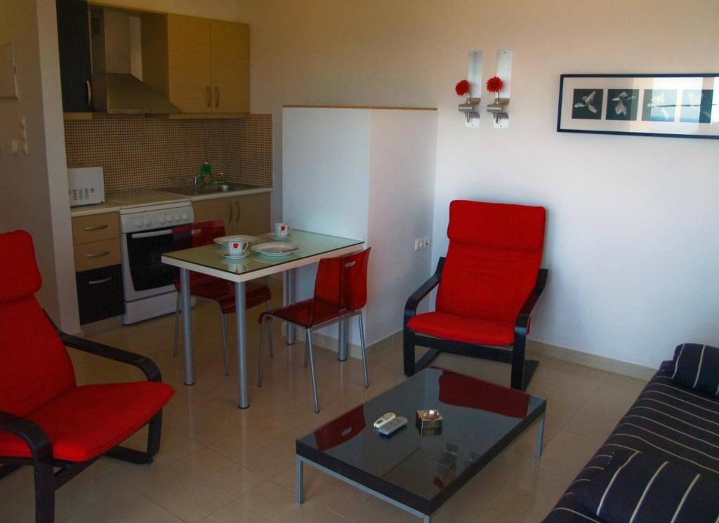 פליאוחורה Caravella Luxury Apartments מראה חיצוני תמונה