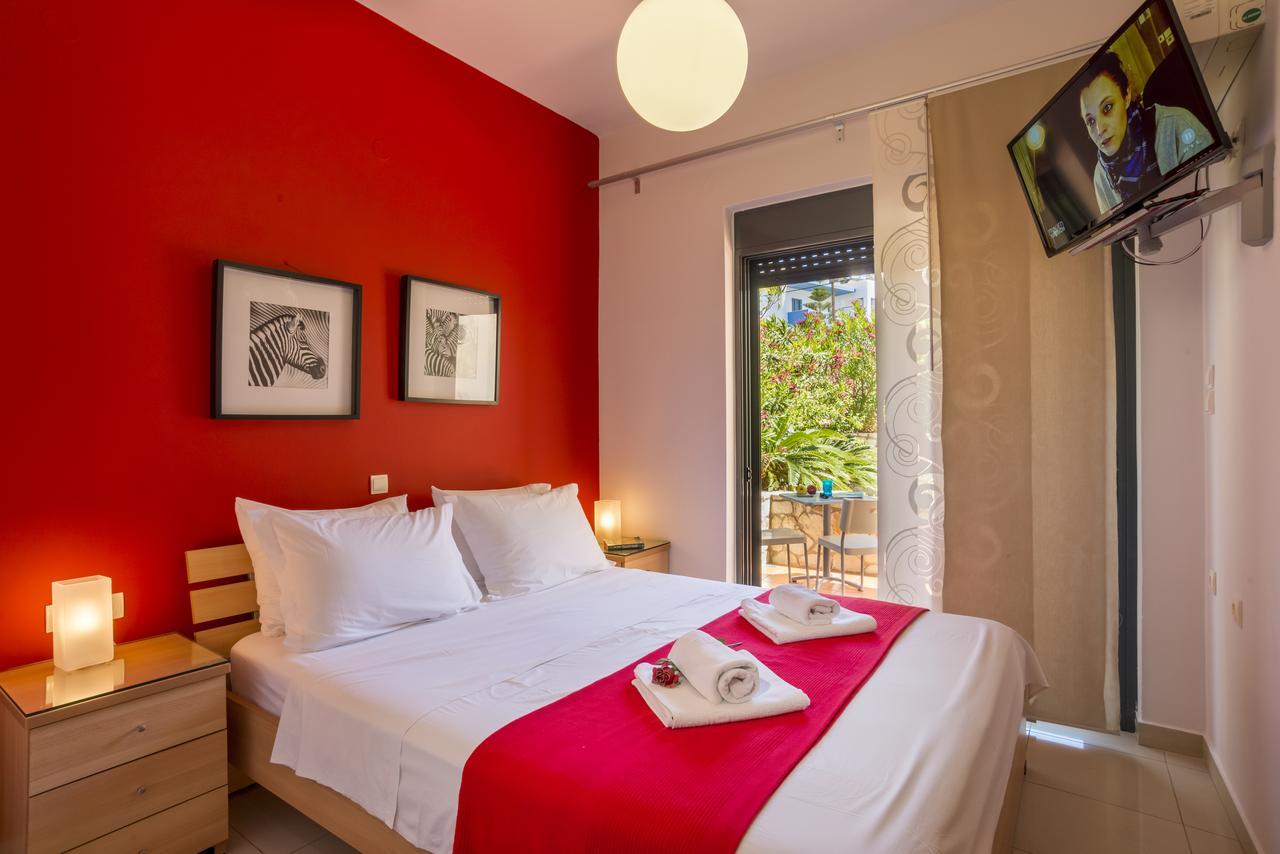 פליאוחורה Caravella Luxury Apartments מראה חיצוני תמונה